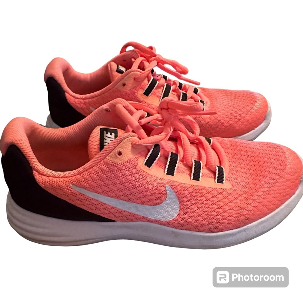 Nike 5Y Sneakers